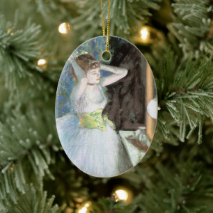 Dancer in ihrem Dressing Room von Edgar Degas Keramik Ornament
