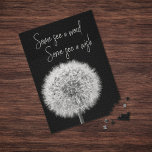 Dandelion Schwarz-weißes Nahaufnahmen Foto inspiri<br><div class="desc">Sehr schwieriges Rätsel mit einem original Schwarz-Weiß-Makrofoto eines wunderschönen Kronleuchters mit einem inspirierenden Zitat in einem eleganten weißen Kalligraphie-Schriftart,  das lautet: "Einige sehen ein Unkraut,  manche sehen einen Wunsch"</div>