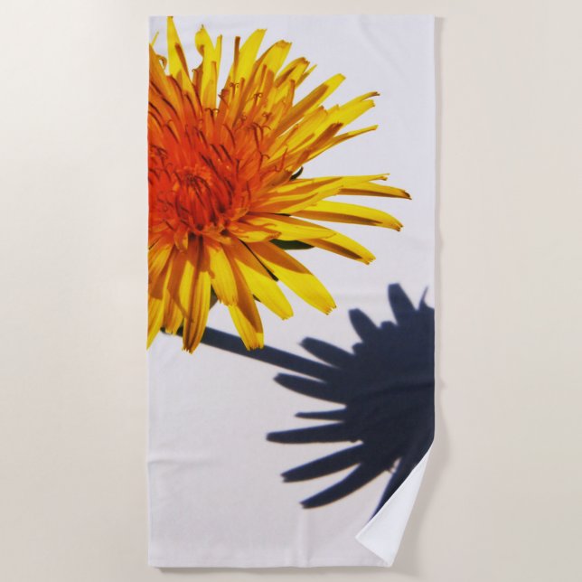 Dandelion und Shadow btcna Strandtuch (Vorderseite)