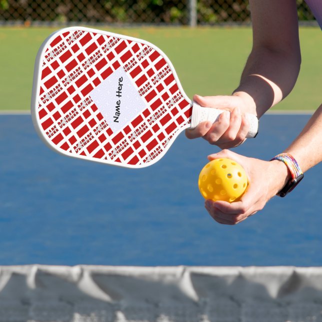 Dänemark und dänische Flagge mit Ihrem Namen Pickleball Schläger (InSitu)