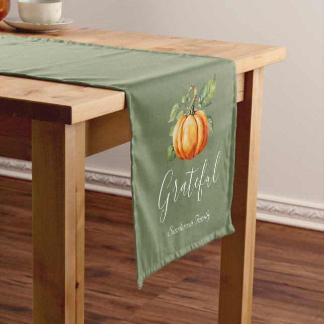 Dankbar Orange Pumpkin Moss Green Personalisiert Kurzer Tischläufer (Beispiel)