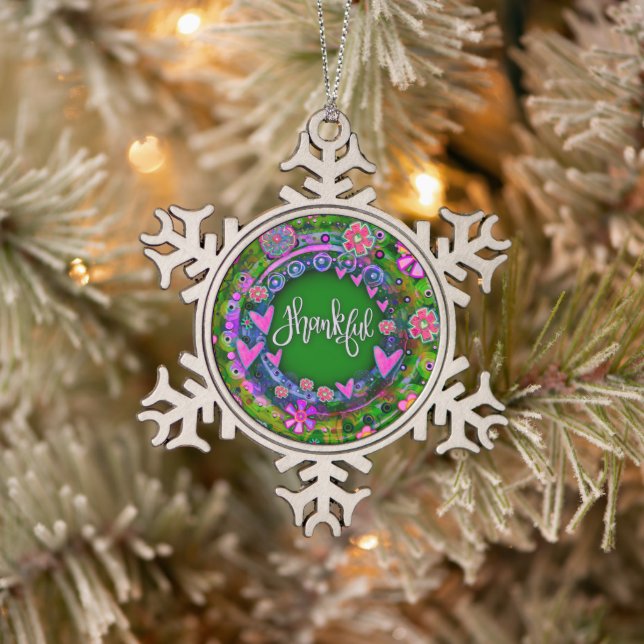 Dankbare rosa Herzchen Hübsche Inspiritivität Schneeflocken Zinn-Ornament (Baum)