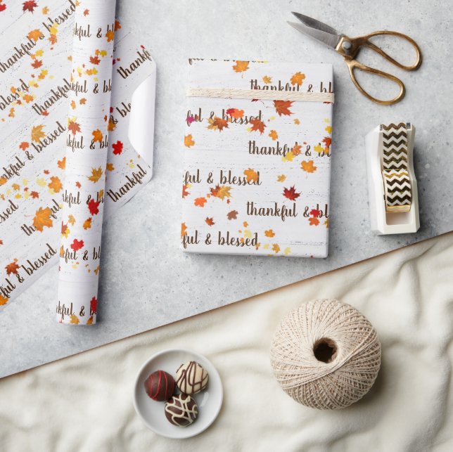 Dankbarer & Gesegneter Text mit Herbstlaub Geschenkpapier (Kunsthandwerk)