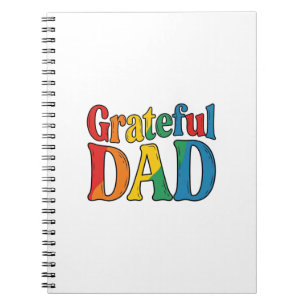 Dankbarer Papa Vintage Regenbogen-Typografie-Shirt Notizblock