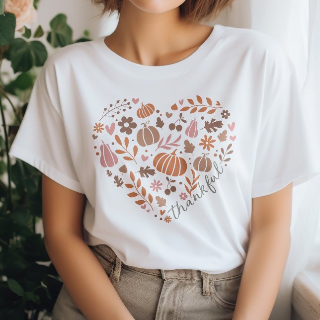Dankbares Drehbuch, Fall Floral und Pumpkin Herz Tri-Blend Shirt (Von Creator hochgeladen)