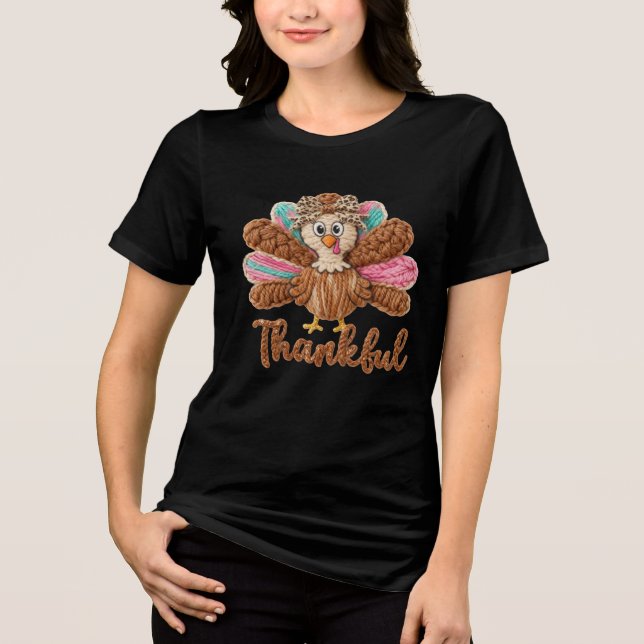 Dankbares Truthahn-Design – Latch Hook Garn Häkeln Tri-Blend Shirt (Vorderseite)
