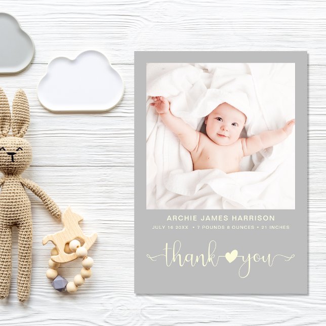 Danke Foto Gray Birth Ankündigung (A beautiful and unique way to thank family and friends and introduce them to your precious  baby)