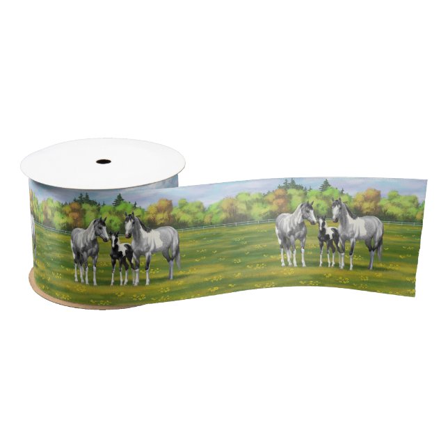 Daple Gray Pinto Paint Horses In Summer Pasta Satinband (Spule)