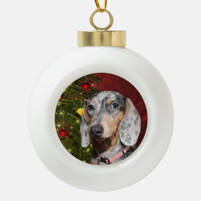 Dappled Dackel-Weihnachten Keramik Kugel-Ornament (Vorderseite)
