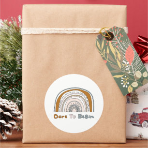 Dare to start motivierend bunten boho Regenbogen Runder Aufkleber