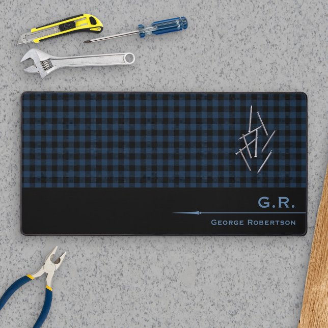Dark Blue Buffalo Check Monogrammed For Him Schreibtischunterlage (Von Creator hochgeladen)