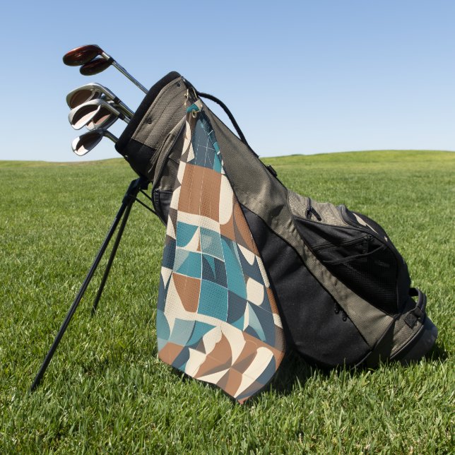 Dark Blue, Teal, Brown, and Tan Geometric Pattern Golfhandtuch (Gras)