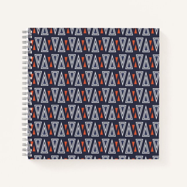 Dark Blue und Red Geometric Triangle Pattern Notizbuch (Vorderseite)