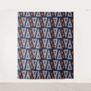 Dark Blue und Red Geometric Triangle Pattern Wandteppich