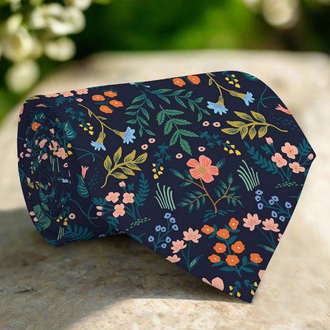 Dark Blue Wild Floral Watercolor Naturgarten Krawatte (Von Creator hochgeladen)