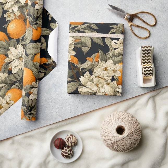 Dark Botanical Orange Blossom Geschenkpapier (Kunsthandwerk)
