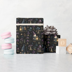 Dark Fantasy Gnome und Mushroom Pattern Geschenkpapier