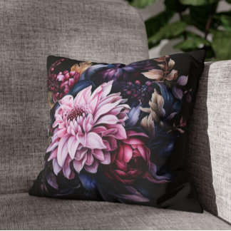 Dark Floral Dahlia Kissen