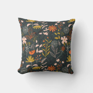 Dark Florals Kissen