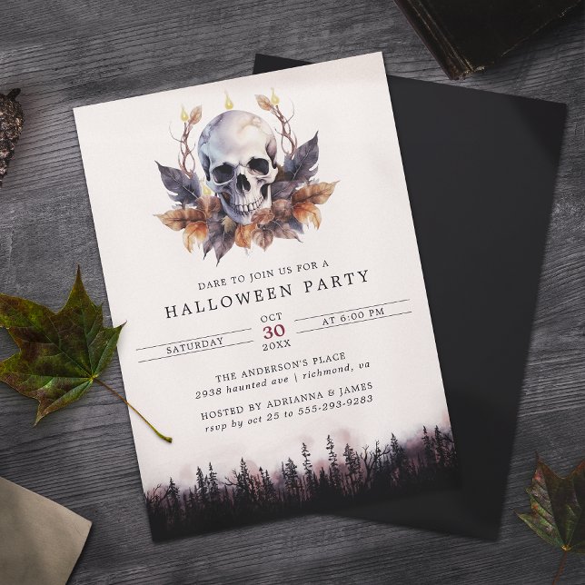 Dark Forest Skull Outdoor Backyard Halloween Party Einladung (Von Creator hochgeladen)