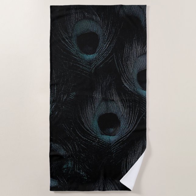Dark Gothic Black Aquamarin Peacock Feathers Strandtuch (Vorderseite)