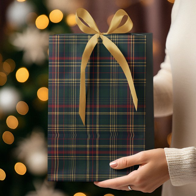 Dark Green and Red Christmas Plaid Gift Bag  Mittlere Geschenktüte (Von Creator hochgeladen)