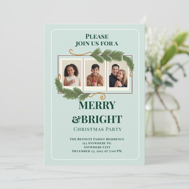 Dark Green Modern Family Photo Christmas Einladung (Stehend Vorderseite)