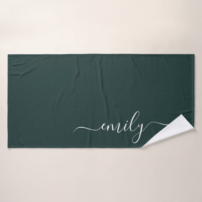 Dark Green Modern Script Monogram Name Badehandtuch (Badehandtuch)