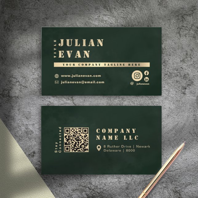 Dark Green Shiny Gold Stencil Bold Typography Visitenkarte (Dark Green Shiny Gold Stencil Bold Typography Business Card)