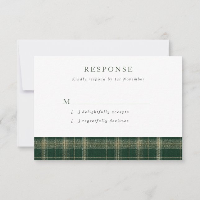 Dark Green Tartan Wedding RSVP Karte (Vorderseite)