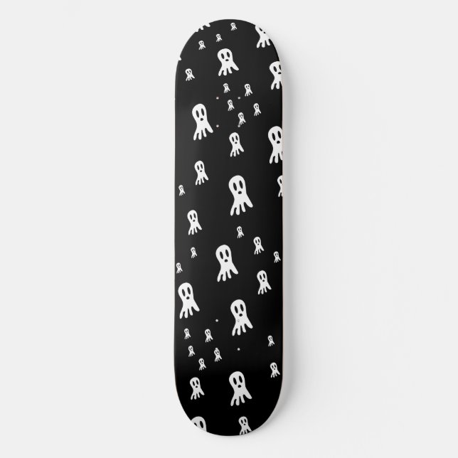 Dark Halloween Ghosts Skateboard (Vorderseite)