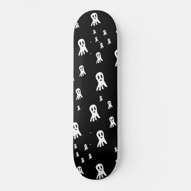 Dark Halloween Ghosts Skateboard (Vorderseite)