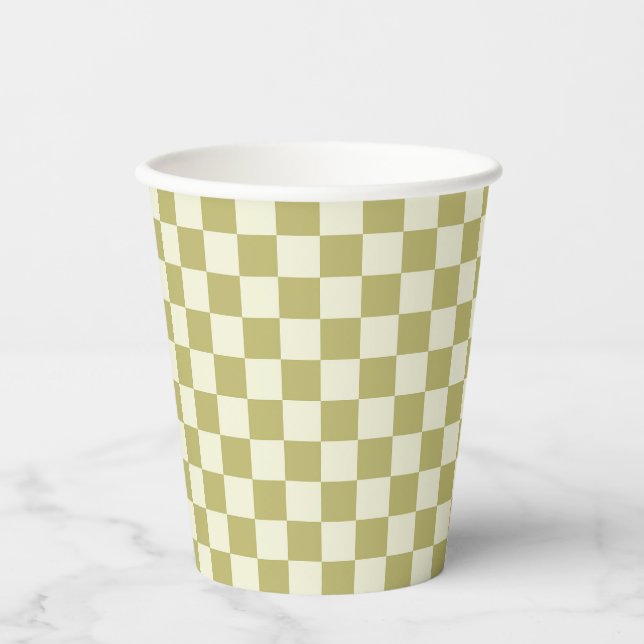 Dark Khaki und Beige Checkerboard Pappbecher (Vorderseite)