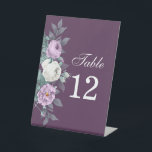 Dark Lila Wedding Tischnummer Sign Sockelschild<br><div class="desc">Dieses lila Hochzeitsschild mit seinen weißen und lila Aquarellbäumen, Lavendel, geometrischen Formen und Typografie zeigt die Tischnummer. Ideal für eine Hochzeit im Freien. Finden Sie passende Artikel in der Lila Blumenkollektion von Lavender.</div>