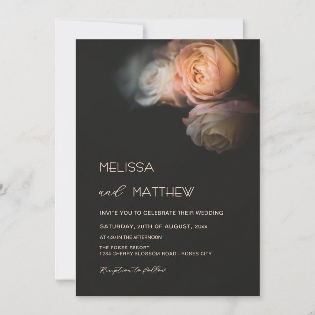 Dark Moody Blush Apricot Roses Wedding Einladung (Vorderseite)