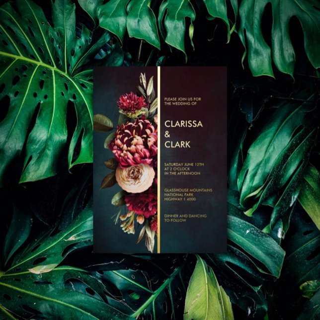 Dark Moody Bold Floral Marsala Wedding Folieneinladung (Von Creator hochgeladen)