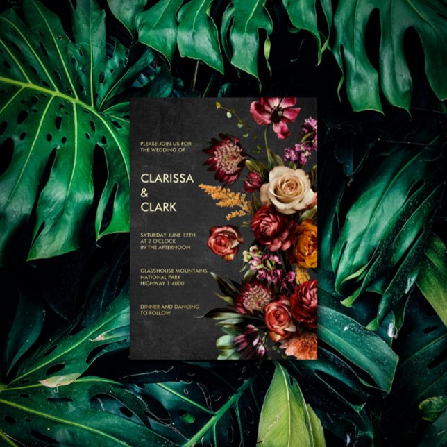 Dark Moody Bold Wild Blume Wedding Folieneinladung (Von Creator hochgeladen)