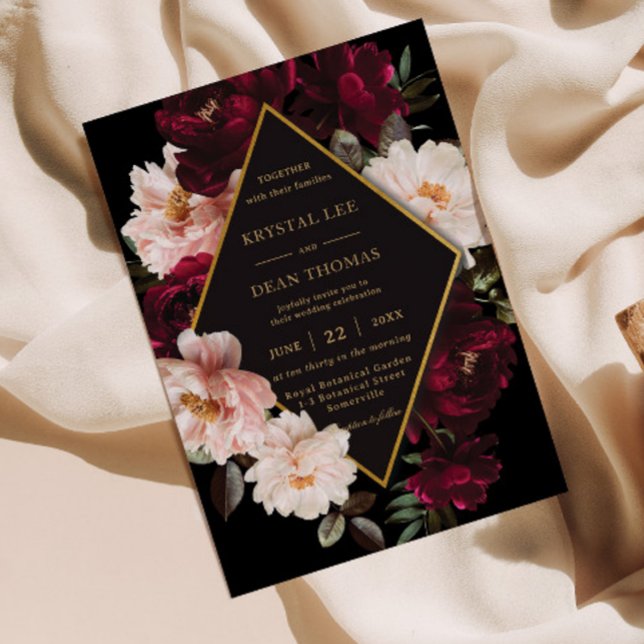 Dark Moody Burgundy Blush Black Floral Wedding Einladung (Von Creator hochgeladen)