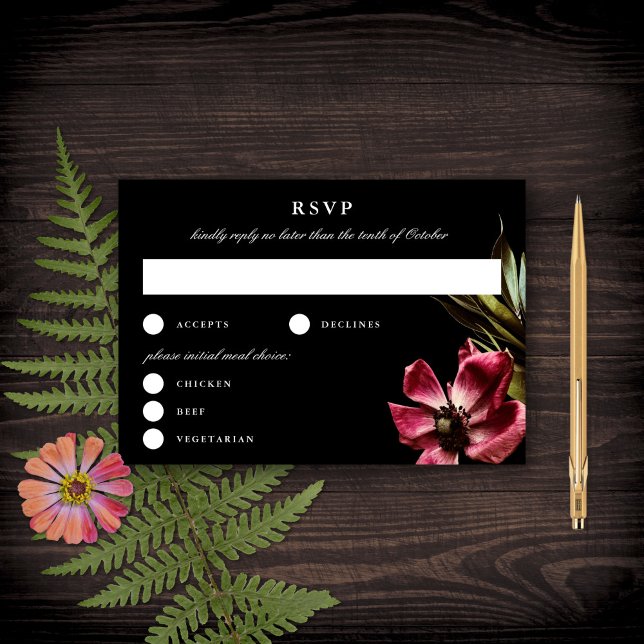Dark + Moody Elegant Floral Black Wedding RSVP (Von Creator hochgeladen)