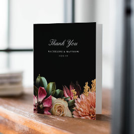 Dark + Moody Elegant Schwarze Hochzeit mit Flora Dankeskarte