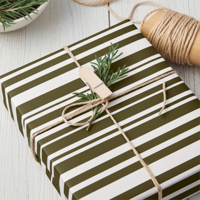 Dark Olive Green All-Occasion Gift Wrapping Paper Geschenkpapier Set (Von Creator hochgeladen)