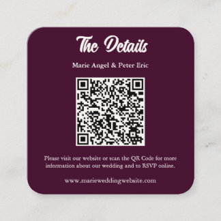 Dark Plum Monogram QR Code Wedding Details Quadratische Visitenkarte