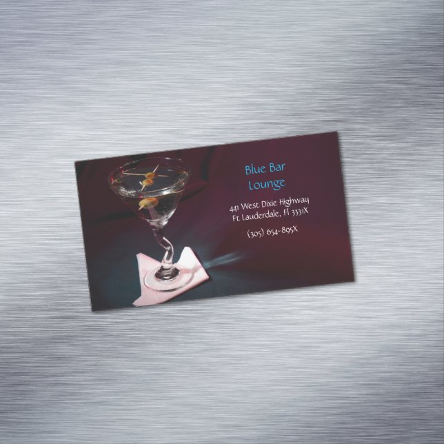 Dark Red Martini Bar & Lounge Magnetische Visitenkarte (Beispiel)