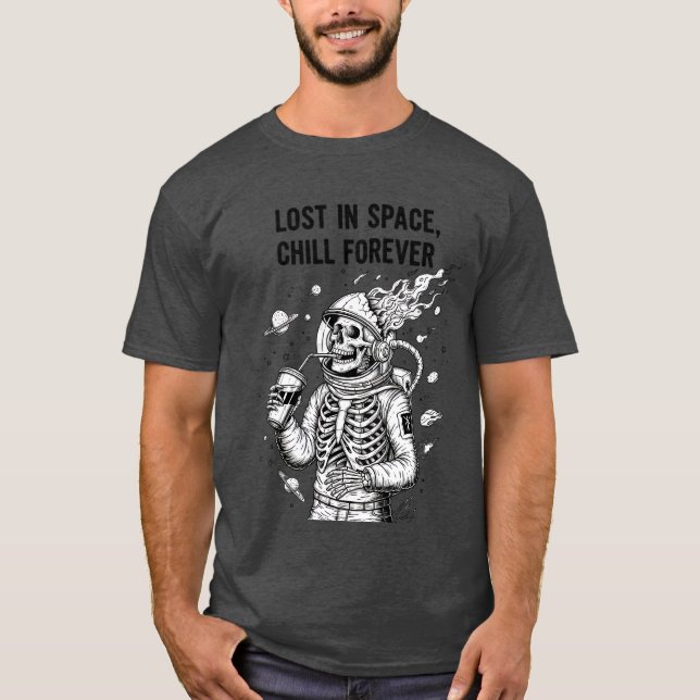 Dark Skeleton Astronaut in Space Drinking  T-Shirt (Vorderseite)