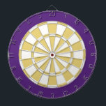 Dart Board: Weiß, alt und Lila Dartscheibe<br><div class="desc">Weißes, altes Gold und Lila gefärbtes Dart Board Spiel inklusive 6 Messingdarts</div>