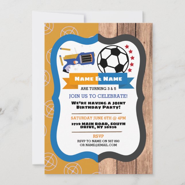 Dart Gun & Football Joint Boy Birthday Soccer Einladung (Vorderseite)