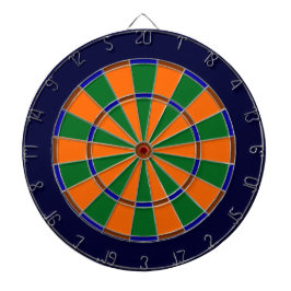Dartboard aus blauem, grünem, braunem und orangefa dartscheibe