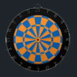 Dartscheibe: Orange, blau und Schwarzes Dartscheibe<br><div class="desc">Orange,  blaues und Schwarzes farbiges Dartscheibe-Spiel einschließlich 6 Messingpfeile</div>