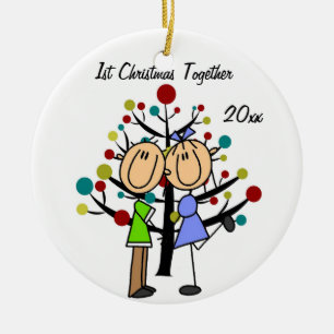 Das 1. Weihnachten des Paares zusammen ringsum Keramikornament