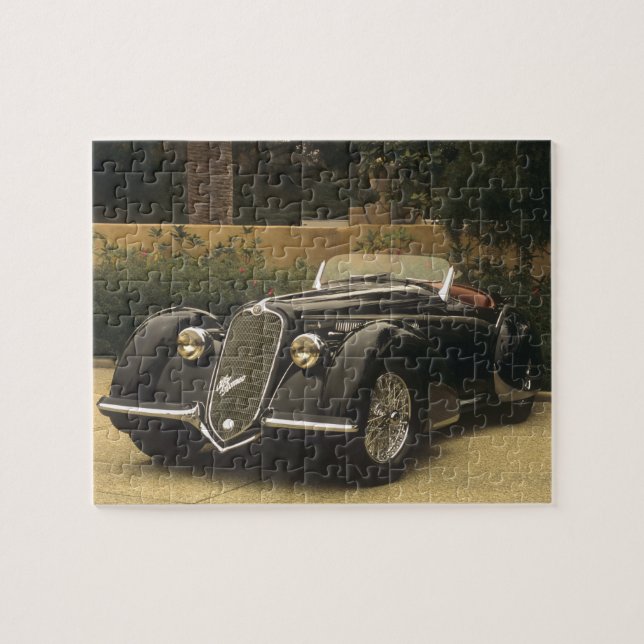 Das Alfa Romeo 8C 2900B ist und sehr ein sehr (Horizontal)